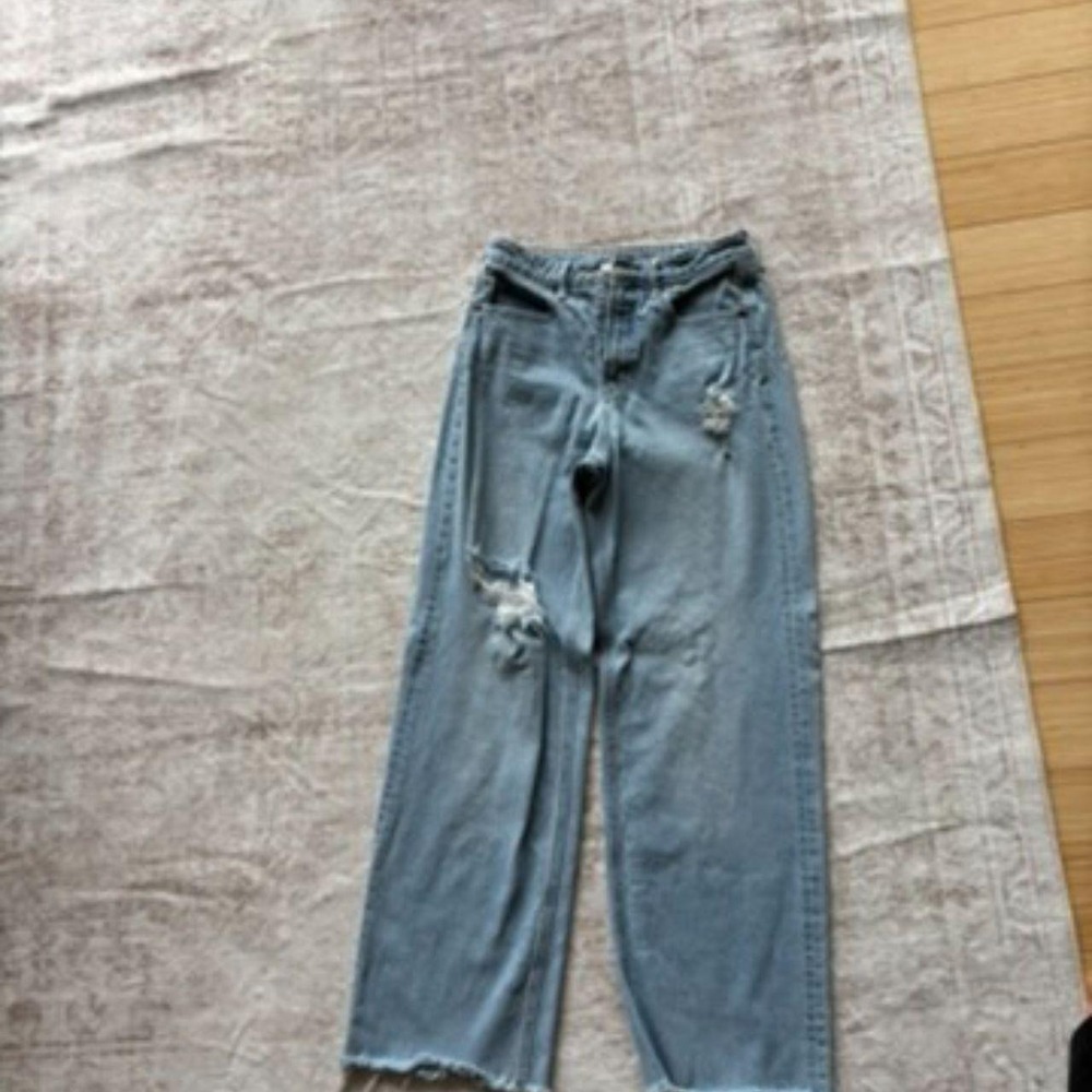 Old Navy Extra High Rise Sky Hi Wide Leg Jeans Light Wash Distressed Blue 2